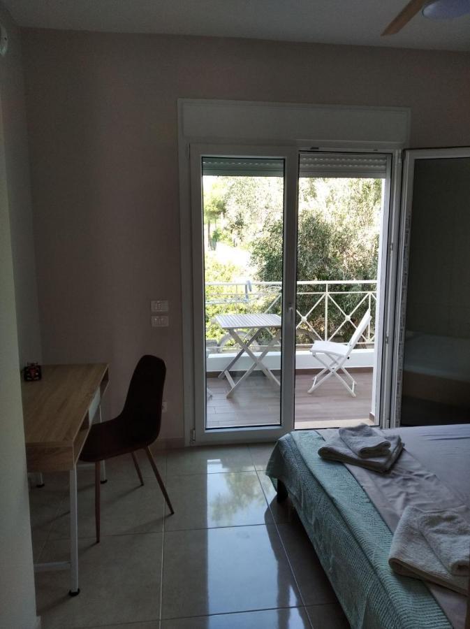 Cozy Villa Vita Lagonisi Kalivia Thorikou المظهر الخارجي الصورة