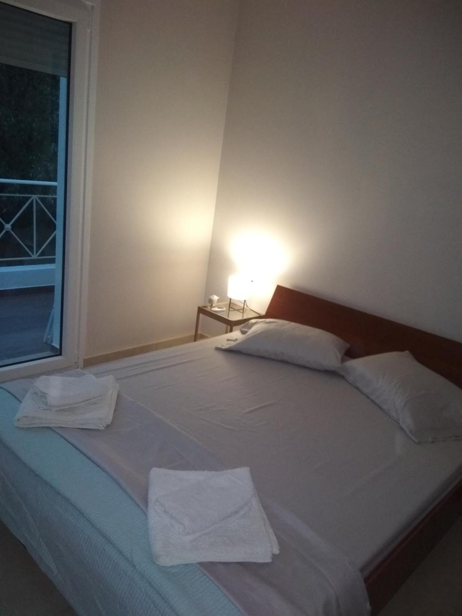 Cozy Villa Vita Lagonisi Kalivia Thorikou الغرفة الصورة